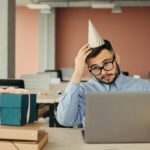 Cartes d’anniversaire humour pour homme gratuites : comment en créer une facilement